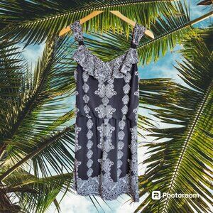 White House Black Market Dress Sz S Sleeveless Blouson V Neck Ruffle Paisley EUC